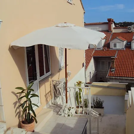 Lemon Dubrovnik